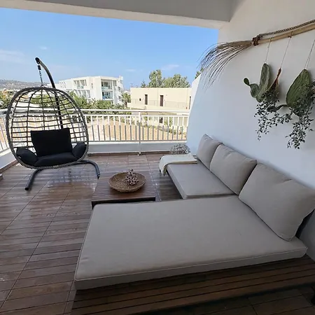 Euphoria Luxury Apartment