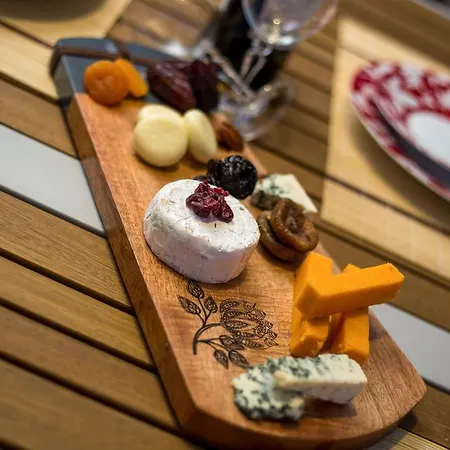 Euphoria Luxury アパート *