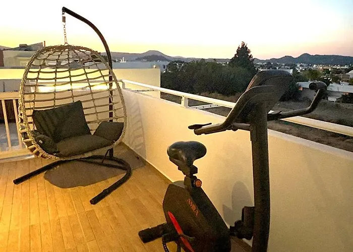 Euphoria Luxury アパート